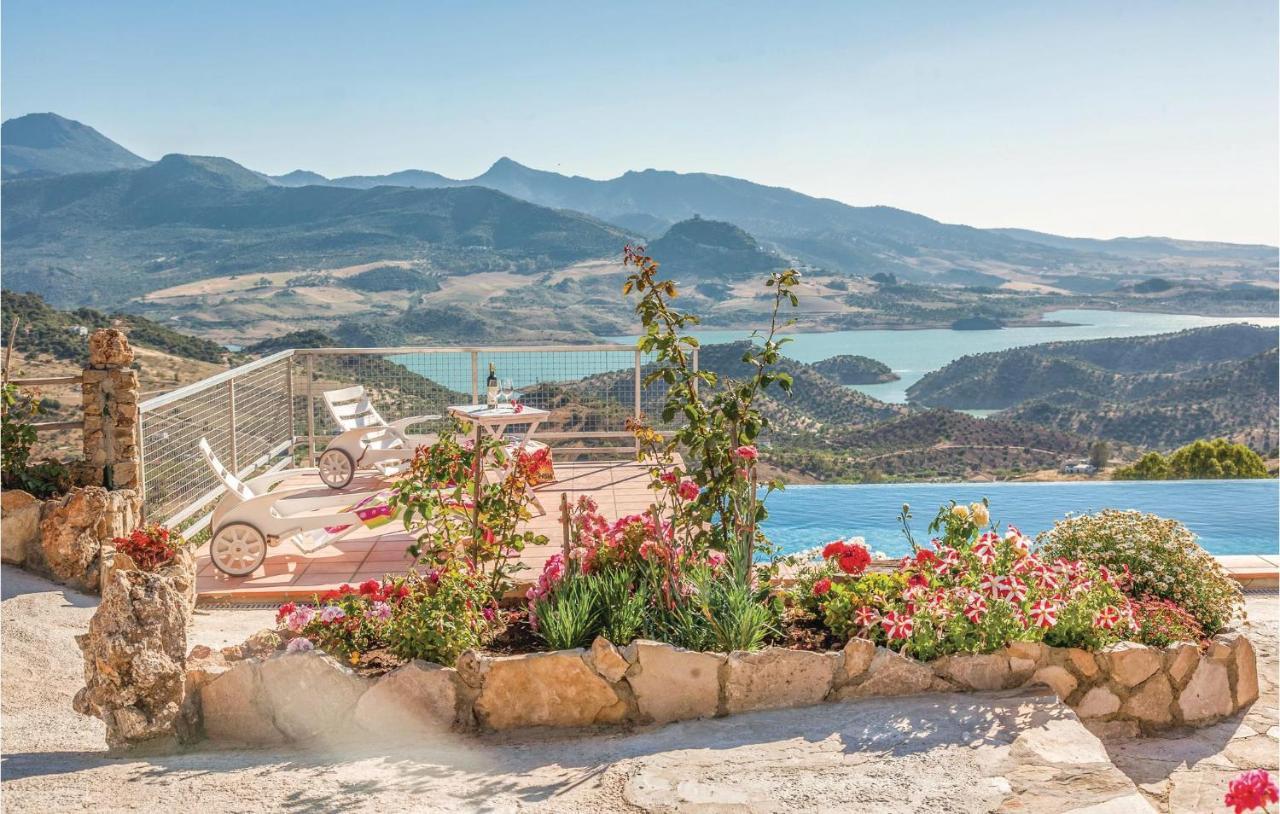 Awesome Home In Cadiz With Swimming Pool Эль-Гастор Экстерьер фото
